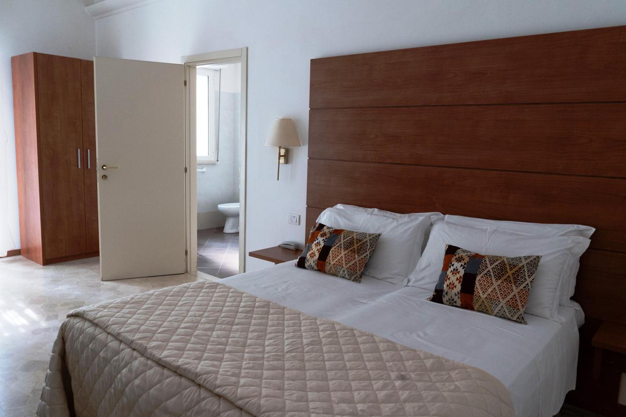 Hotel Villa Del Parco Rimini Kültér fotó